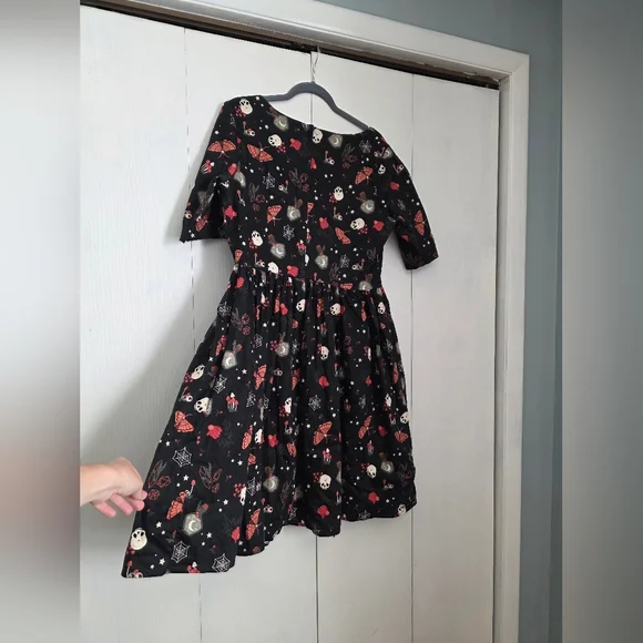 Collectif Halloween Dress - Picture 4 of 5